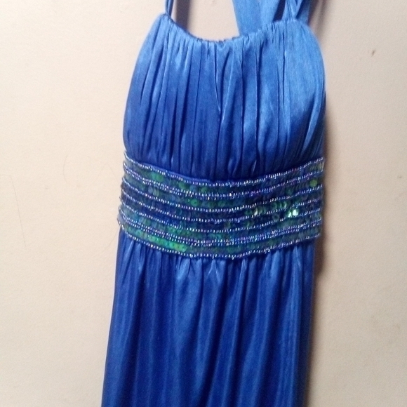 MY Michelle beautiful blue sequin prom or evening bubble hem dress. Size Small. - Picture 6 of 8